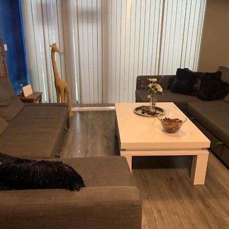 2 Bedroom Free Parking By Concert Square Sleeps 8 Ліверпуль Екстер'єр фото